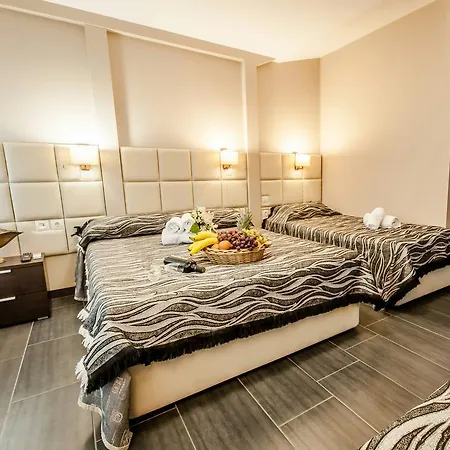 Porto Daliani * Paralía